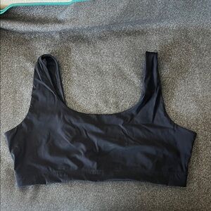 Everlane Black sport Top (four)